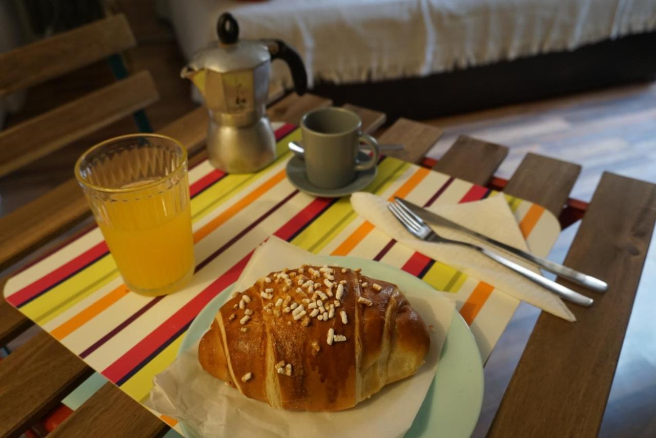 Duchessa Ravaschieri Bed And Breakfast Νάπολη Εξωτερικό φωτογραφία