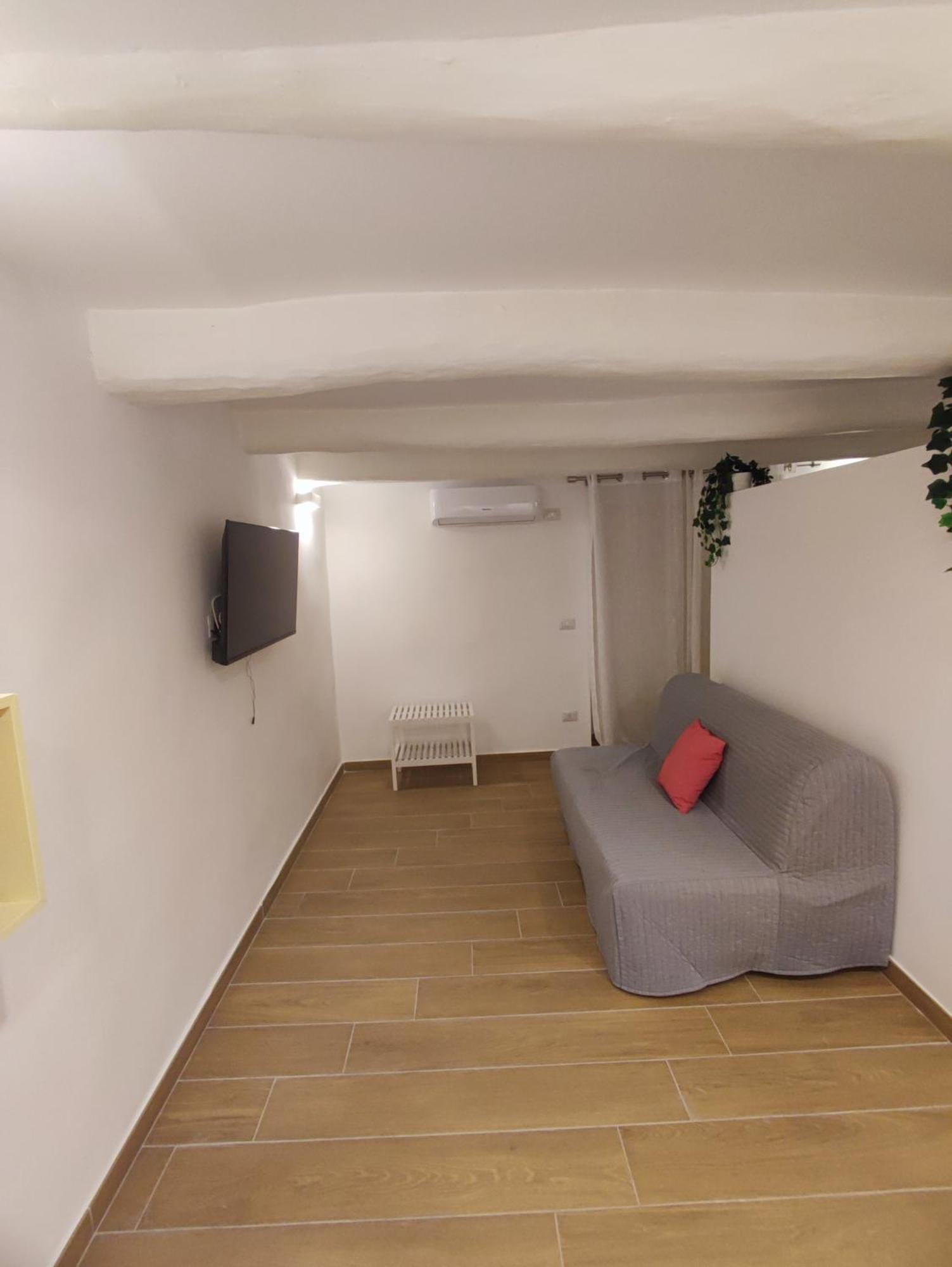 Duchessa Ravaschieri Bed And Breakfast Νάπολη Εξωτερικό φωτογραφία